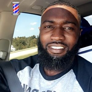 Meet your Posher, Larry